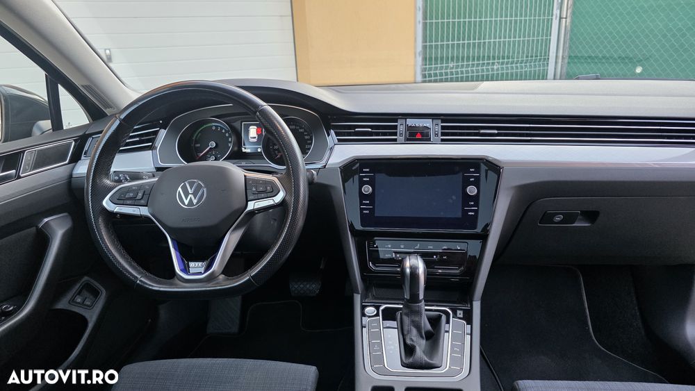 Volkswagen Passat - 7