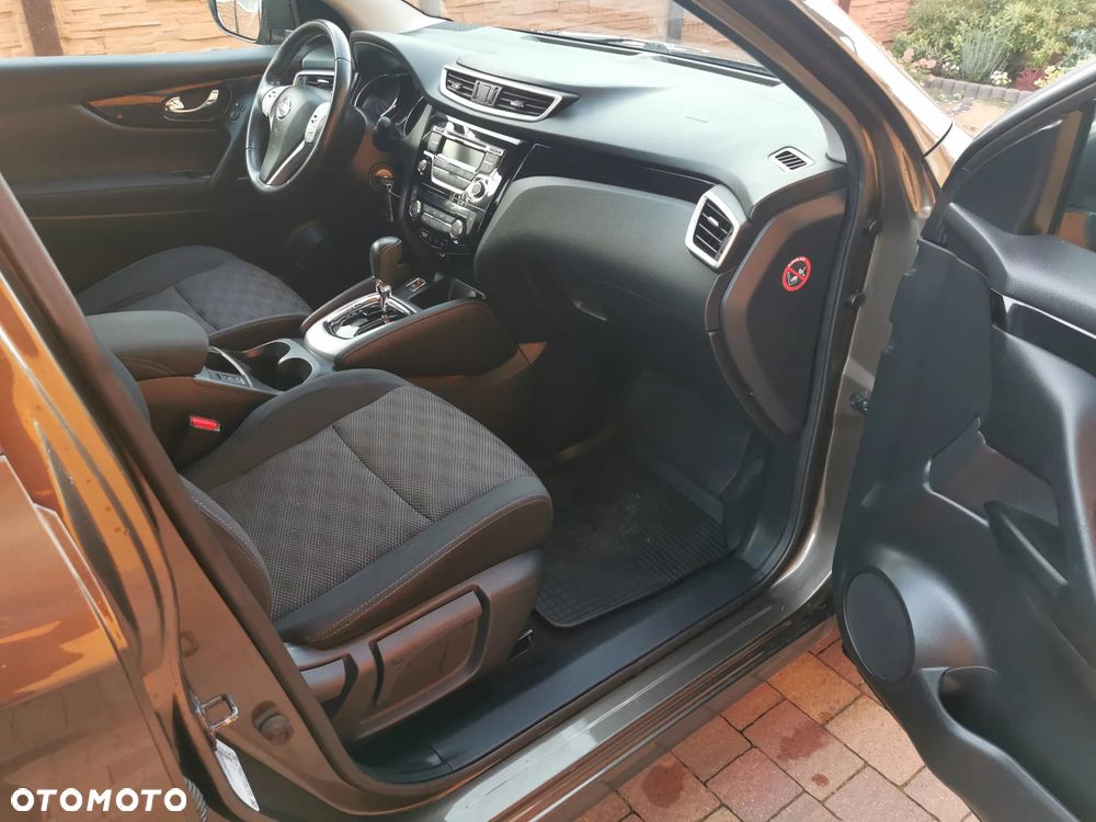 Nissan Qashqai 1.2 DIG-T Tekna Xtronic - 8