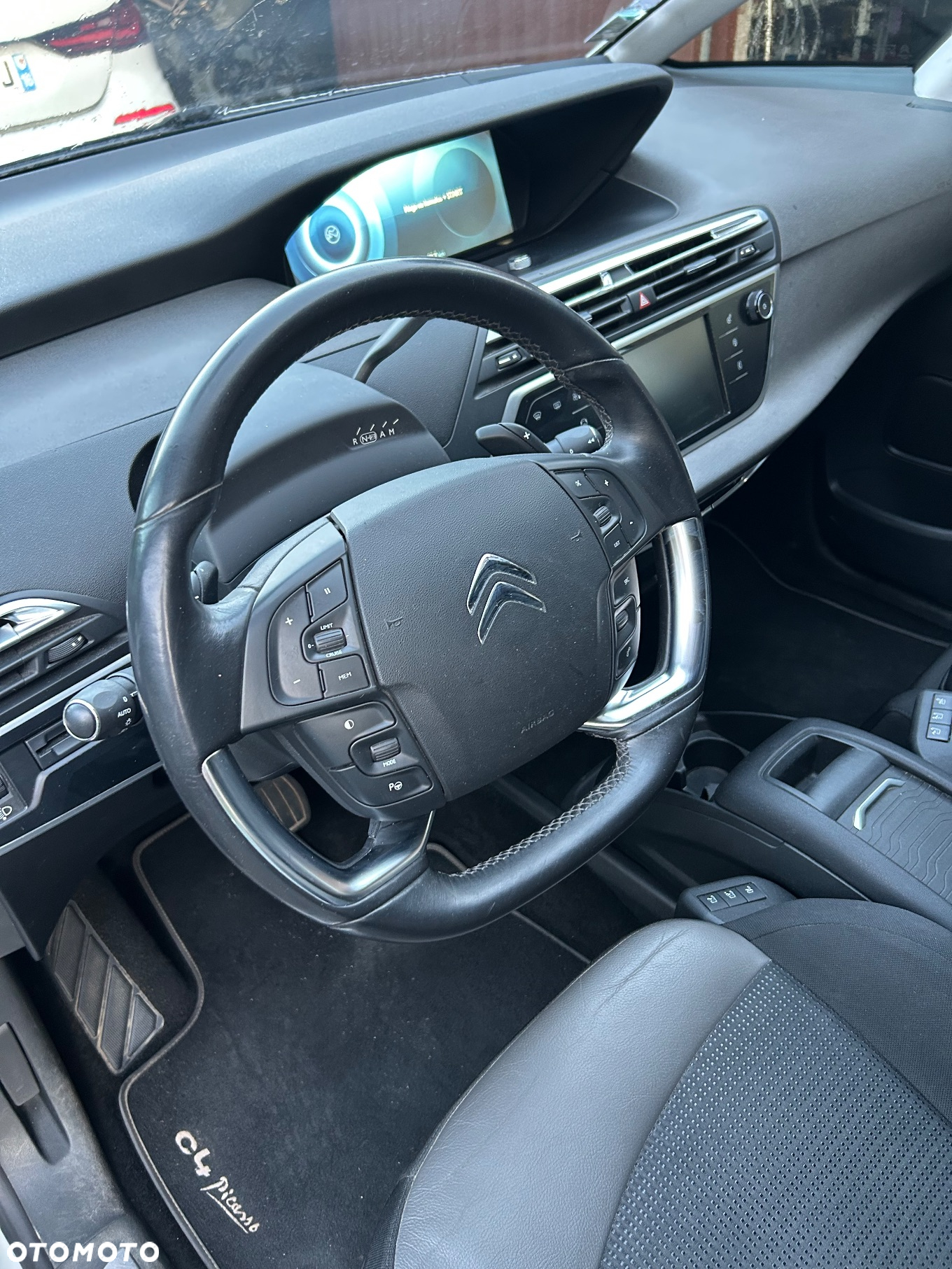 Citroën C4 Picasso BlueHDi 120 EAT6 Exclusive - 11