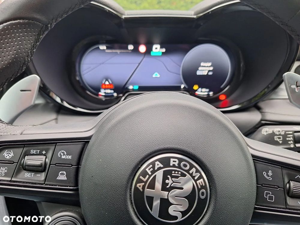 Alfa Romeo Tonale 1.3 PHEV Q4 Veloce - 28