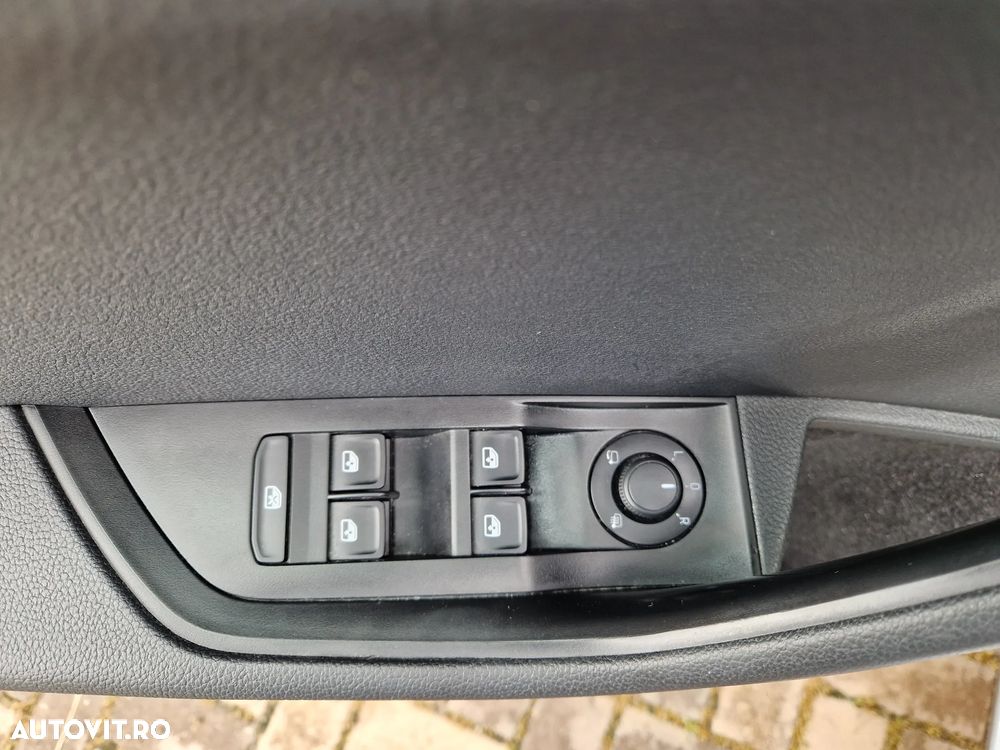 Skoda Superb 2.0 TDI DSG Ambition - 15