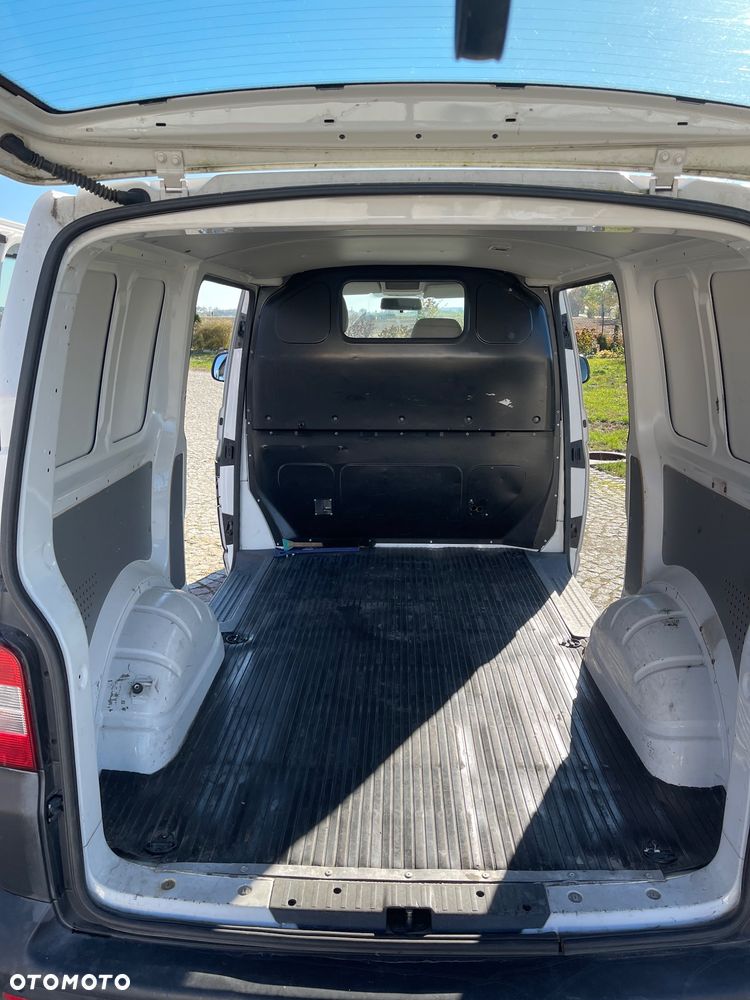 Volkswagen Transporter - 8