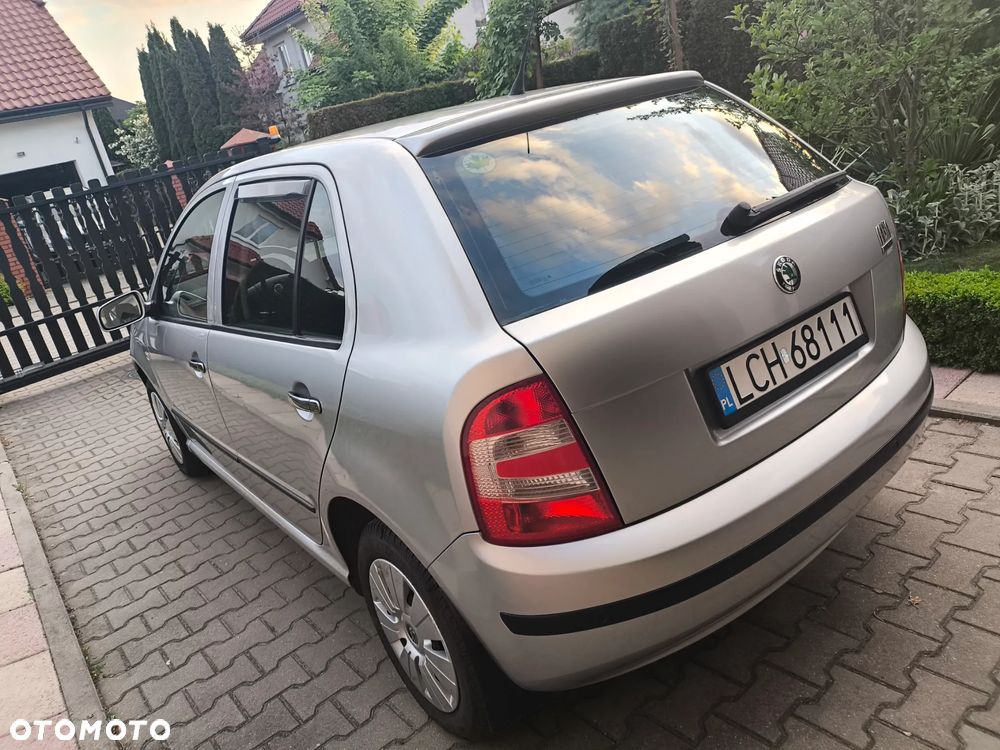 Skoda Fabia 1.4 16V Ice Ambiente - 4