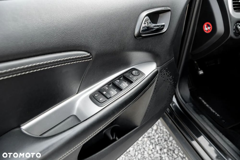 Fiat Freemont 2.0 Multijet 16V DPF Automatik Allrad Lounge - 18