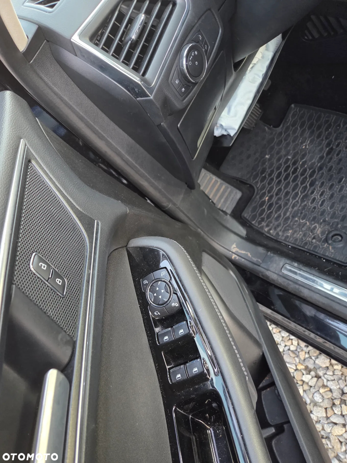 Ford S-Max 2.0 EcoBlue Titanium - 9