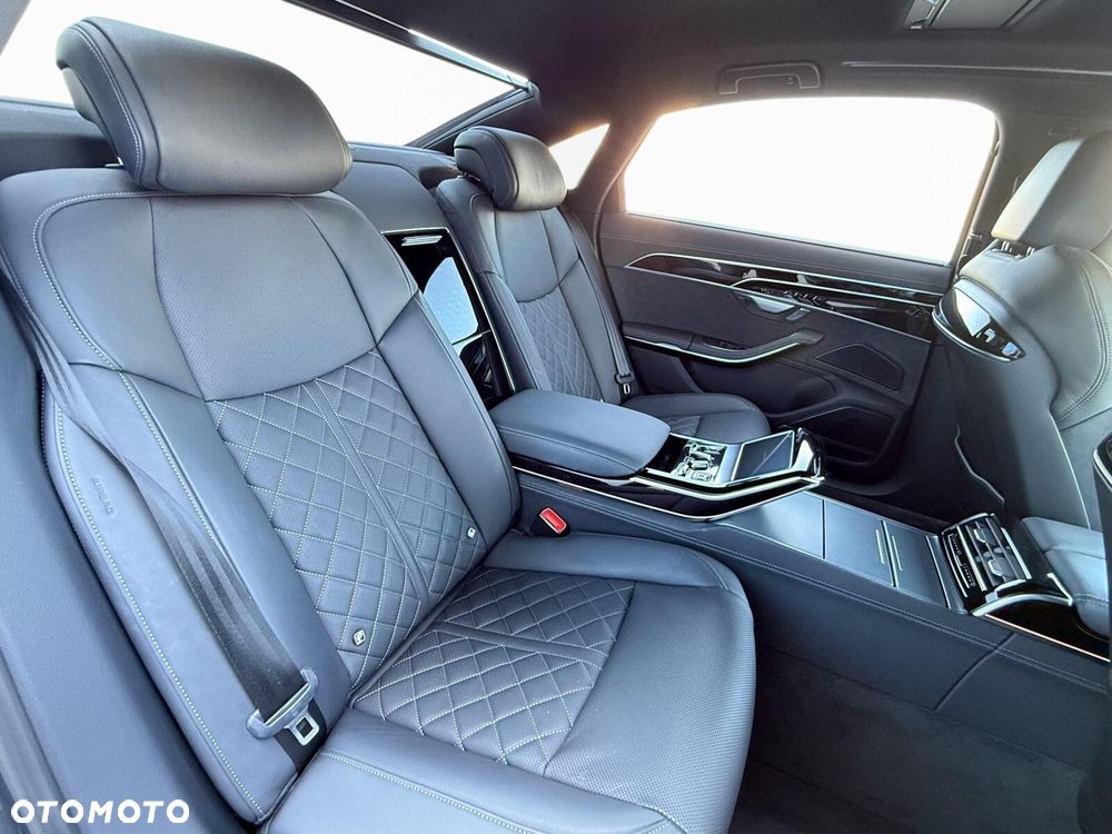 Audi A8 L 55 TFSI mHEV Quattro Tiptr - 30