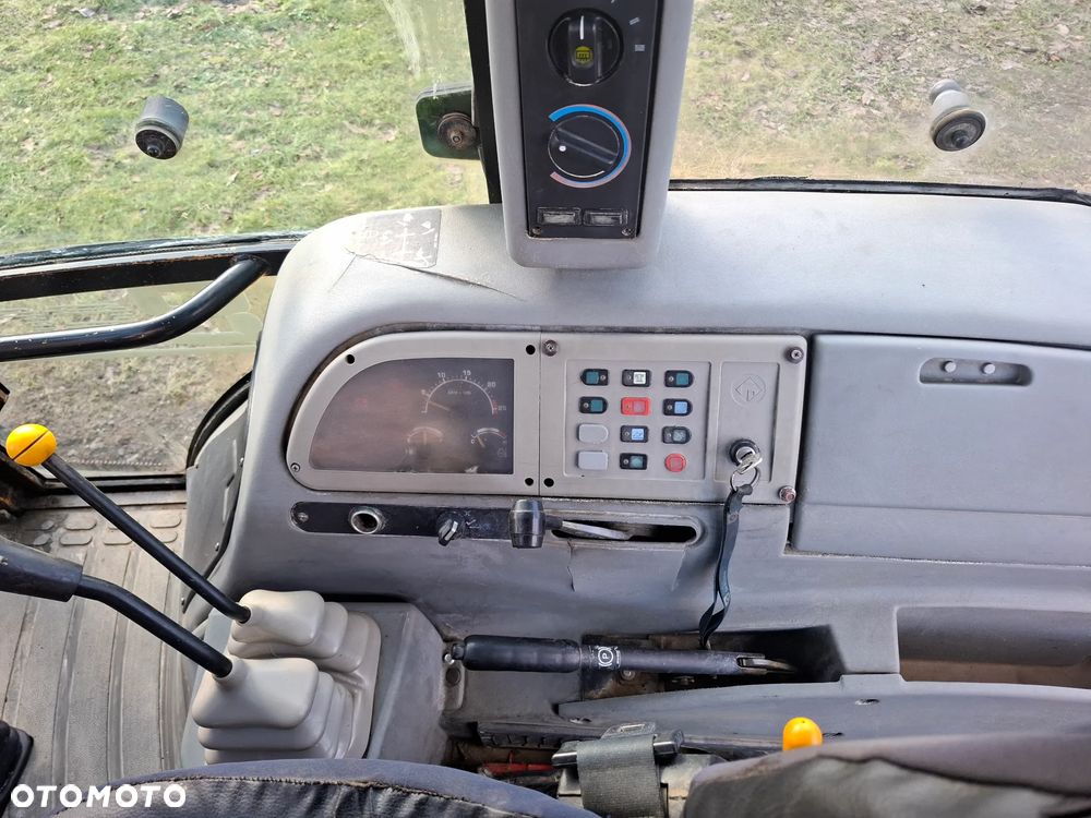 Fermec 860 - 12