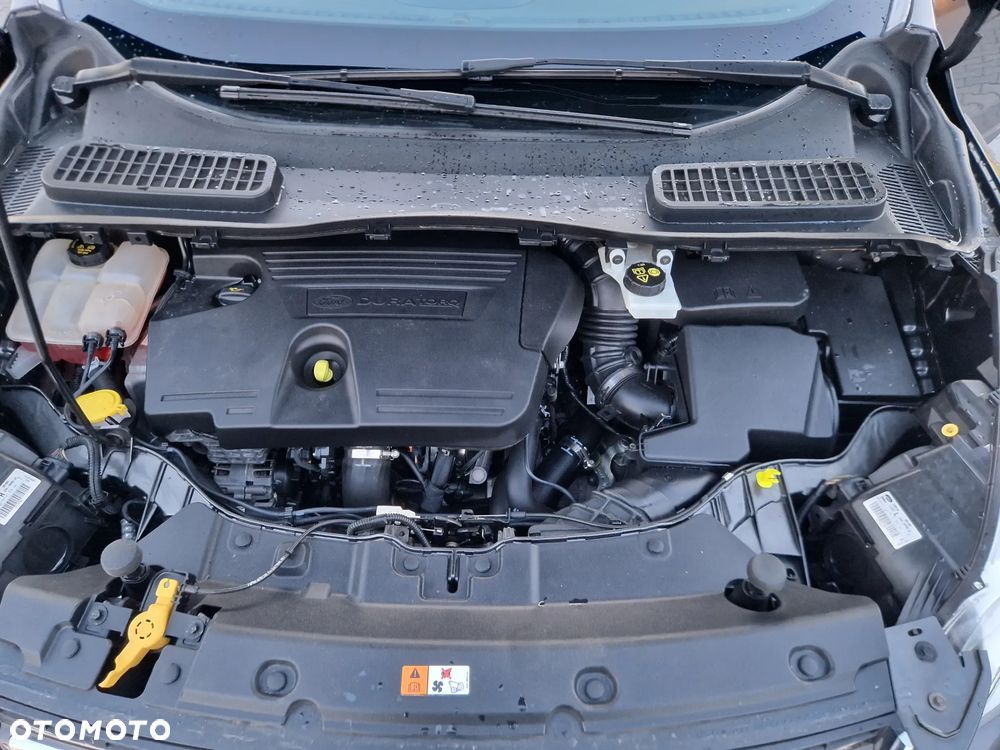 Ford Kuga 2.0 TDCi 2x4 Titanium - 32