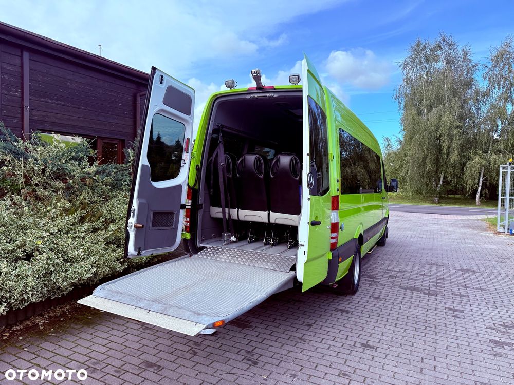 Mercedes-Benz SPRINTER 516 - 19