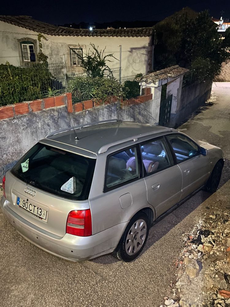 Audi A4 Avant 1.9 TDI Attraction