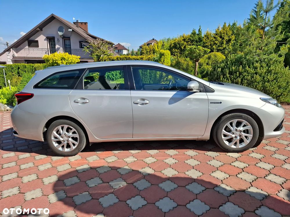 Toyota Auris - 5