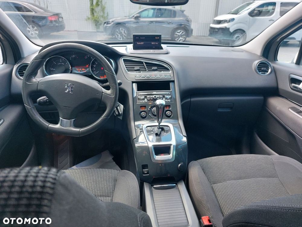 Peugeot 5008 2.0 HDi Premium + - 12