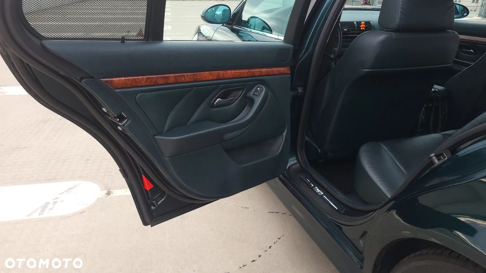 BMW Seria 5 - 12