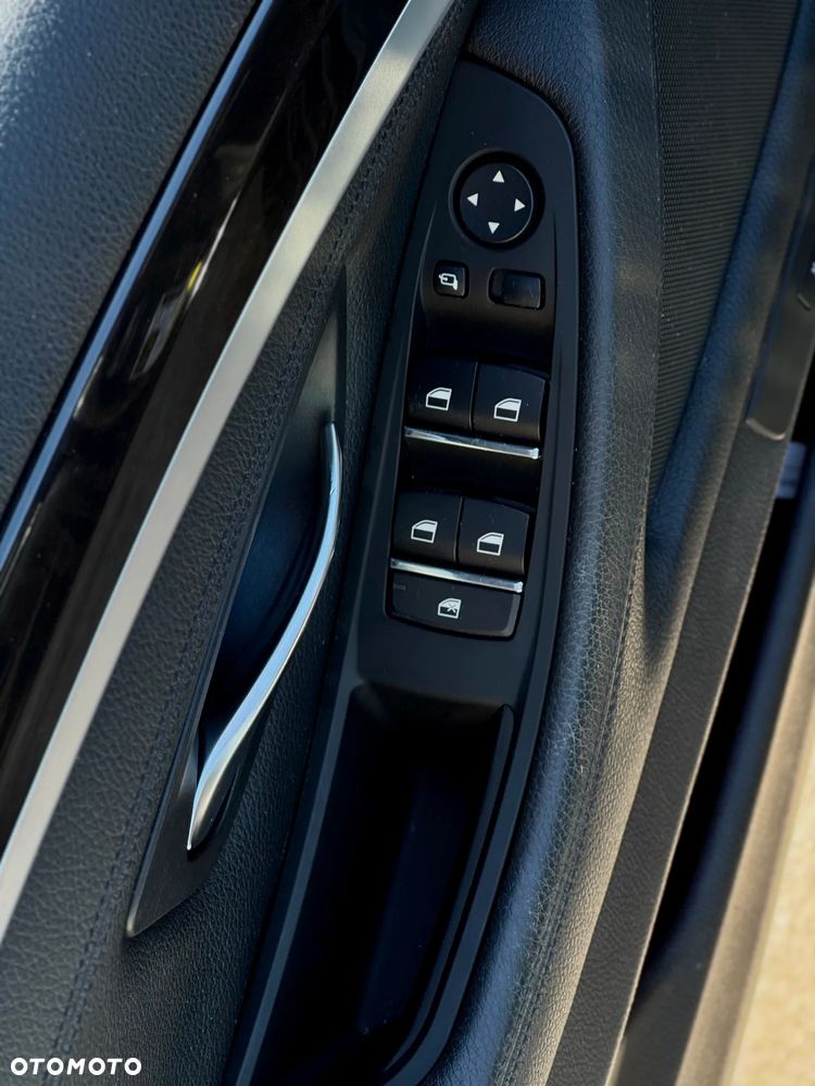 BMW Seria 5 528i - 19