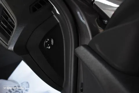 BMW 116 d EDynamics Advantage - 28