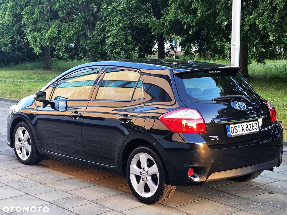 Toyota Auris - 4
