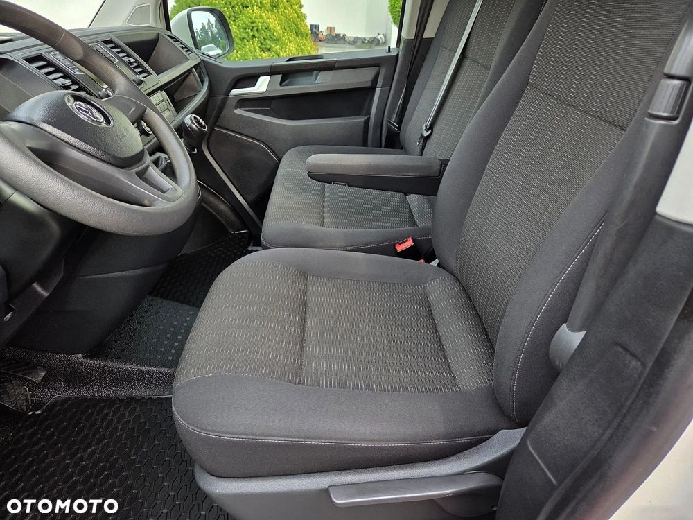 Volkswagen Caravelle 2.0 TDI L2 Comfortline 4Motion - 8