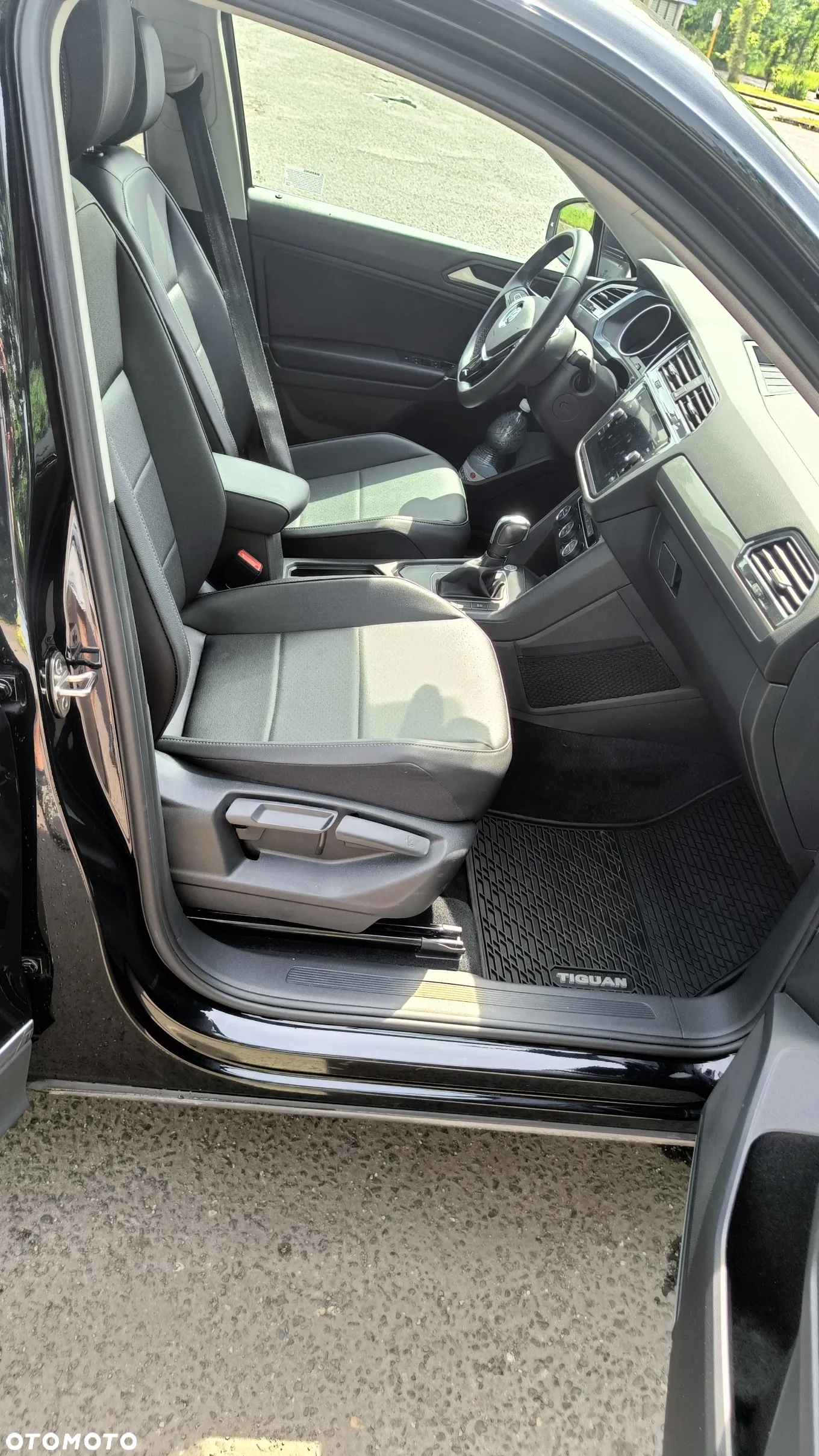 Volkswagen Tiguan Allspace - 17