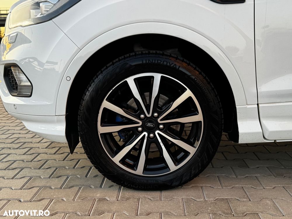 Ford Kuga - 20