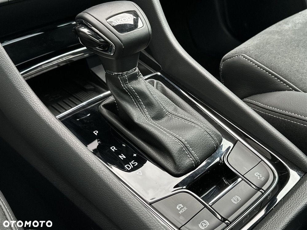 Skoda Karoq 1.5 TSI ACT Sportline DSG - 20