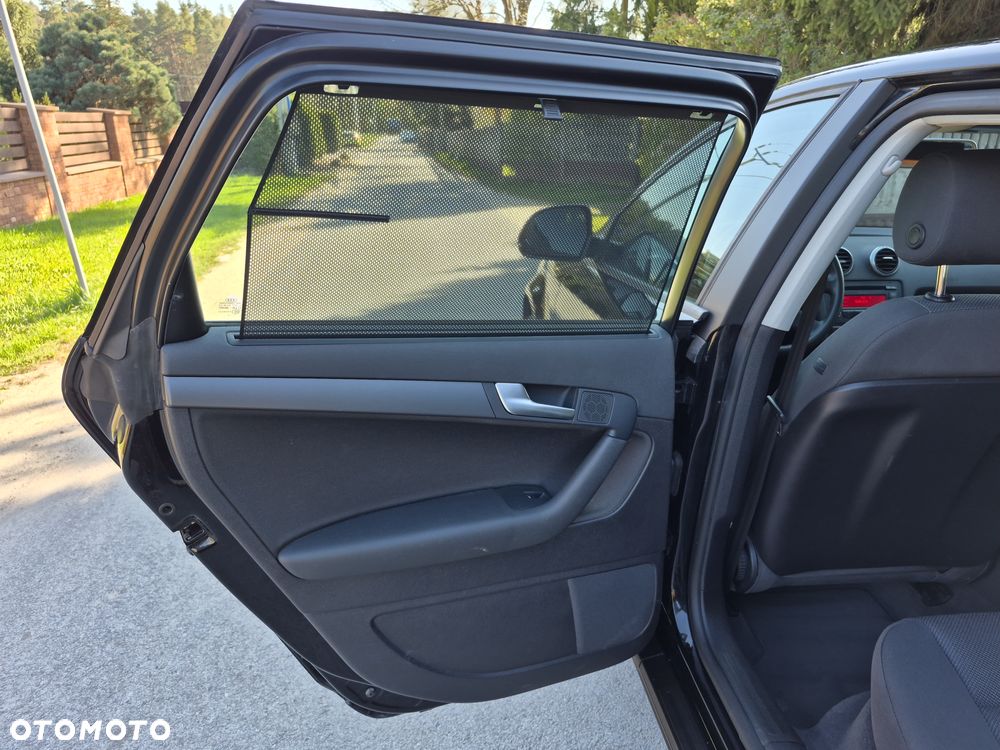 Audi A3 Sportback 1.6 Ambition - 19