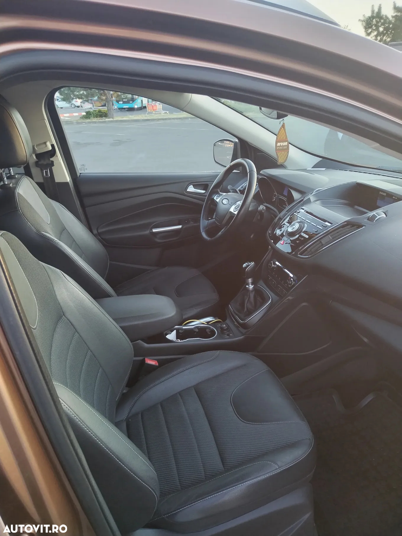 Ford Kuga 2.0 TDCi 4WD Titanium - 13