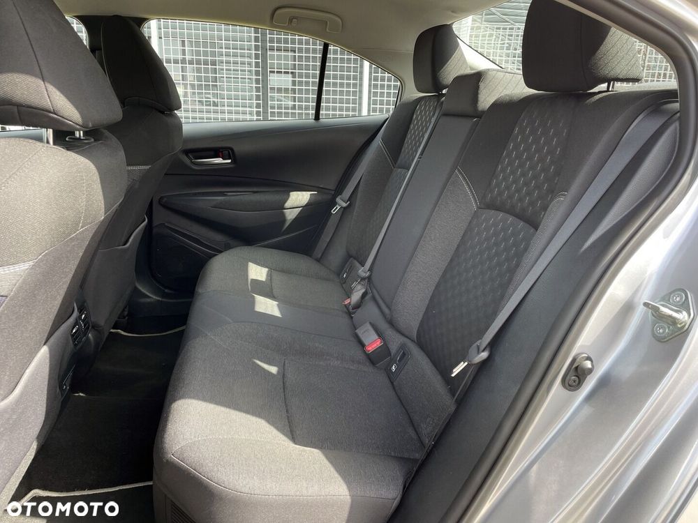 Toyota Corolla 1.8 Hybrid Comfort - 13