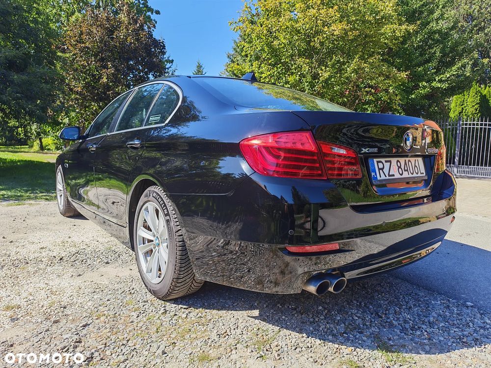 BMW Seria 5 528i xDrive - 5