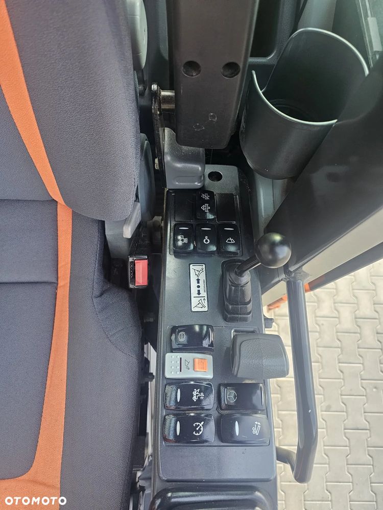 Doosan DX160W-5 - 12