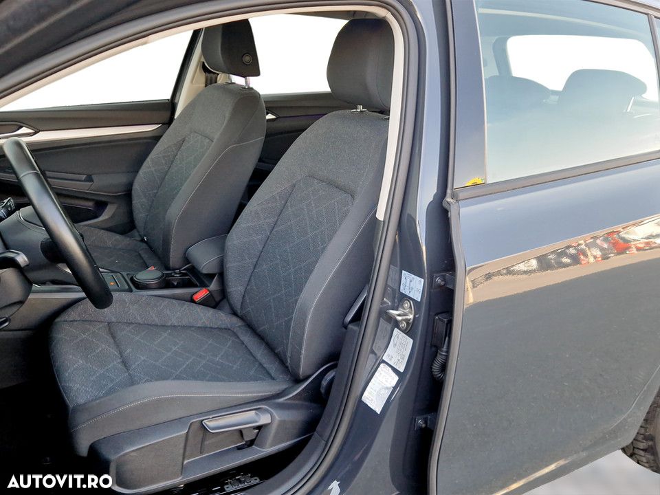 Volkswagen Golf 1.0 TSI Life - 10