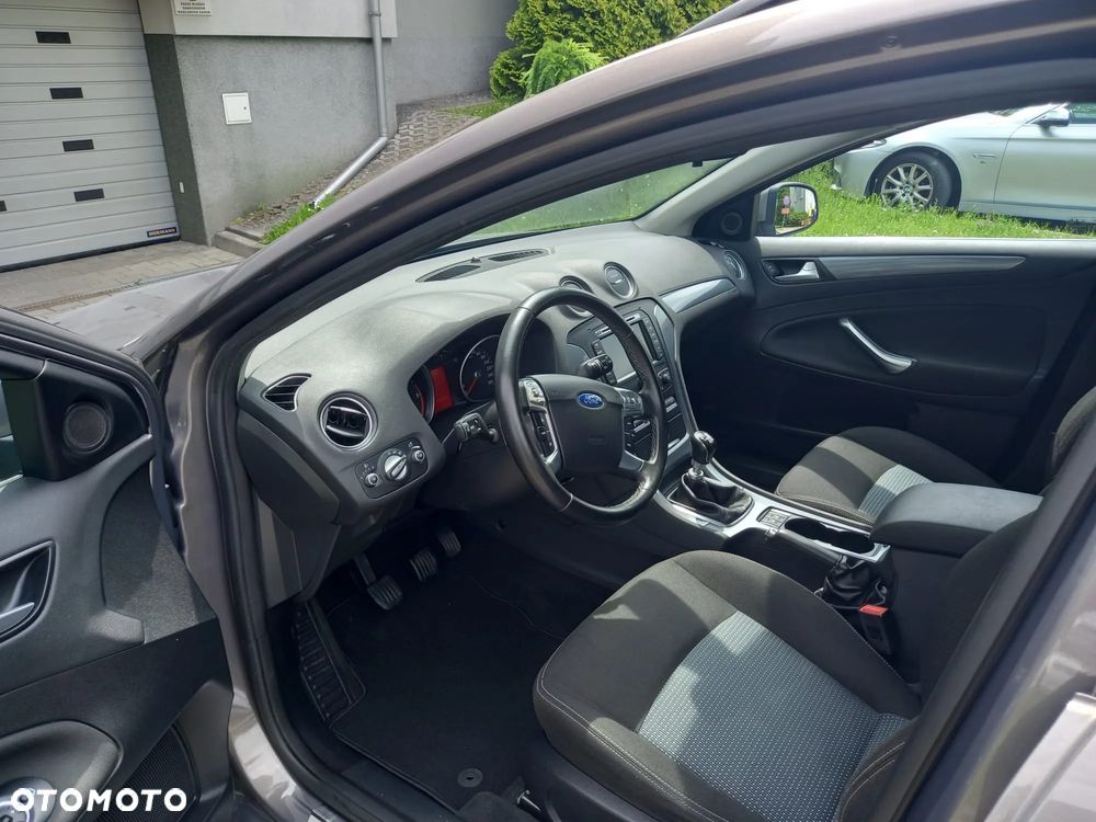 Ford Mondeo 2.0 TDCi Business Edition - 15