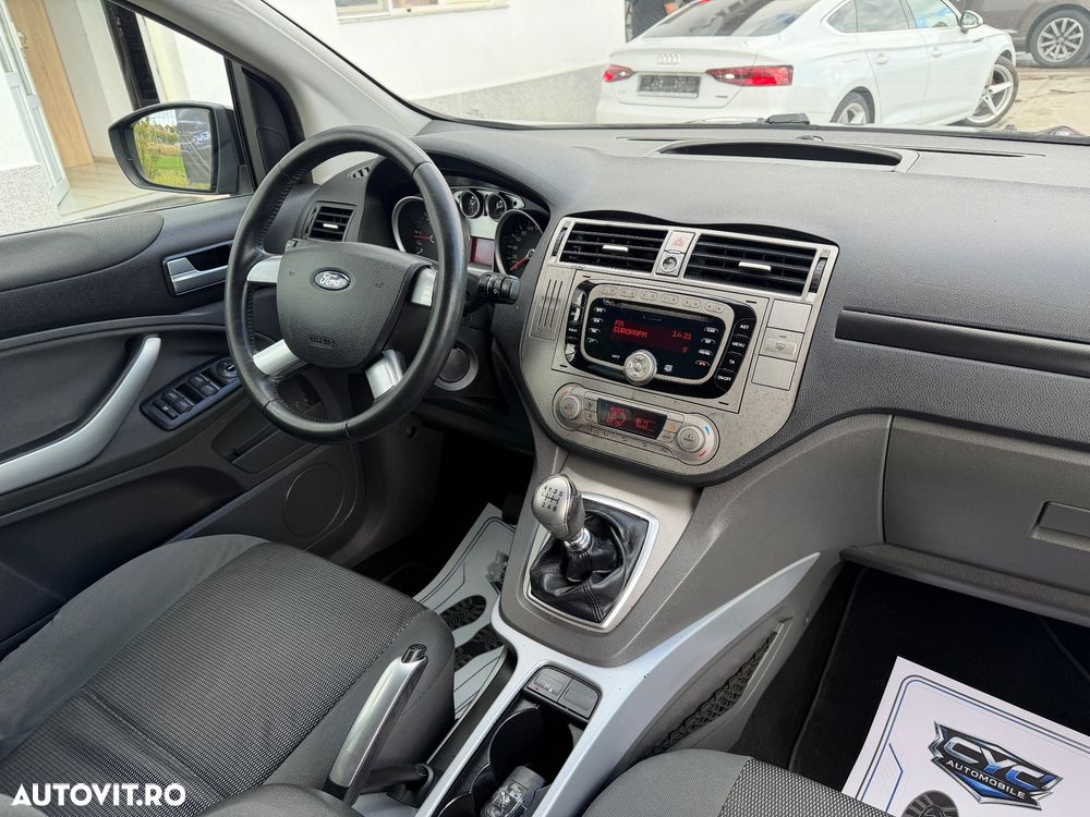 Ford Kuga 2.0 TDCi 2x4 Champions Edition - 6