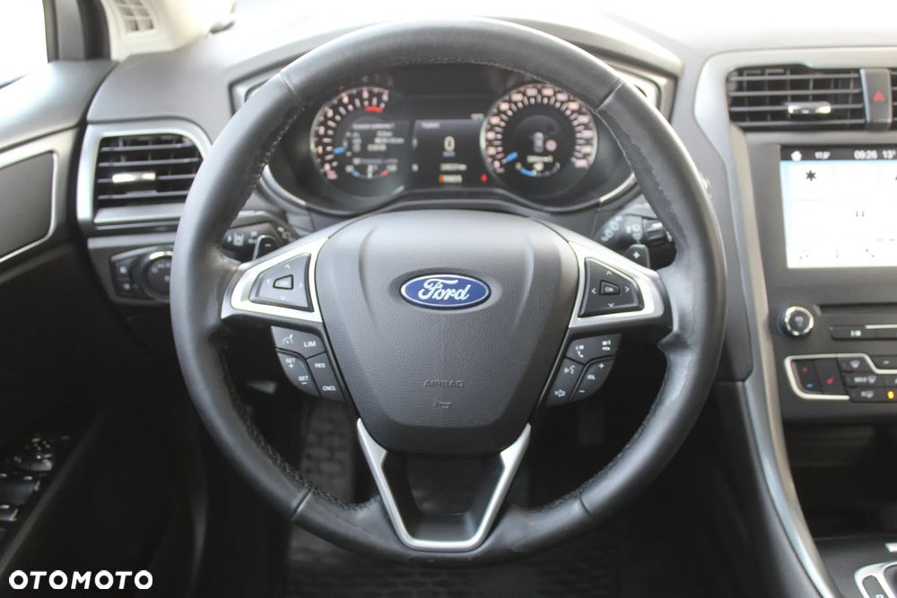 Ford Mondeo 2.0 TDCi Titanium PowerShift - 24