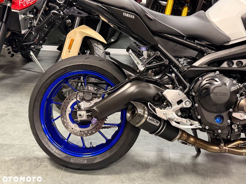 Yamaha MT - 7