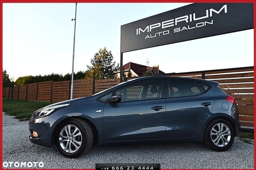 Kia Ceed 2013 photo 2