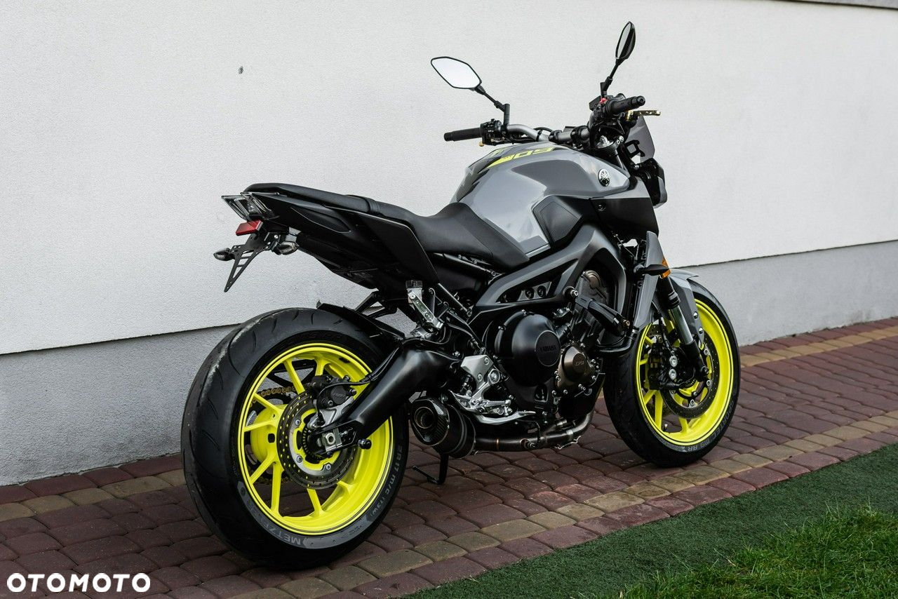 Yamaha MT - 3
