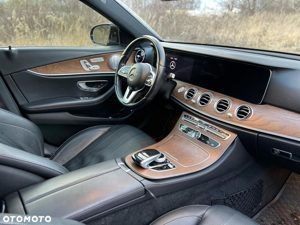 Mercedes-Benz Klasa E 350 9G-TRONIC AMG Line - 6