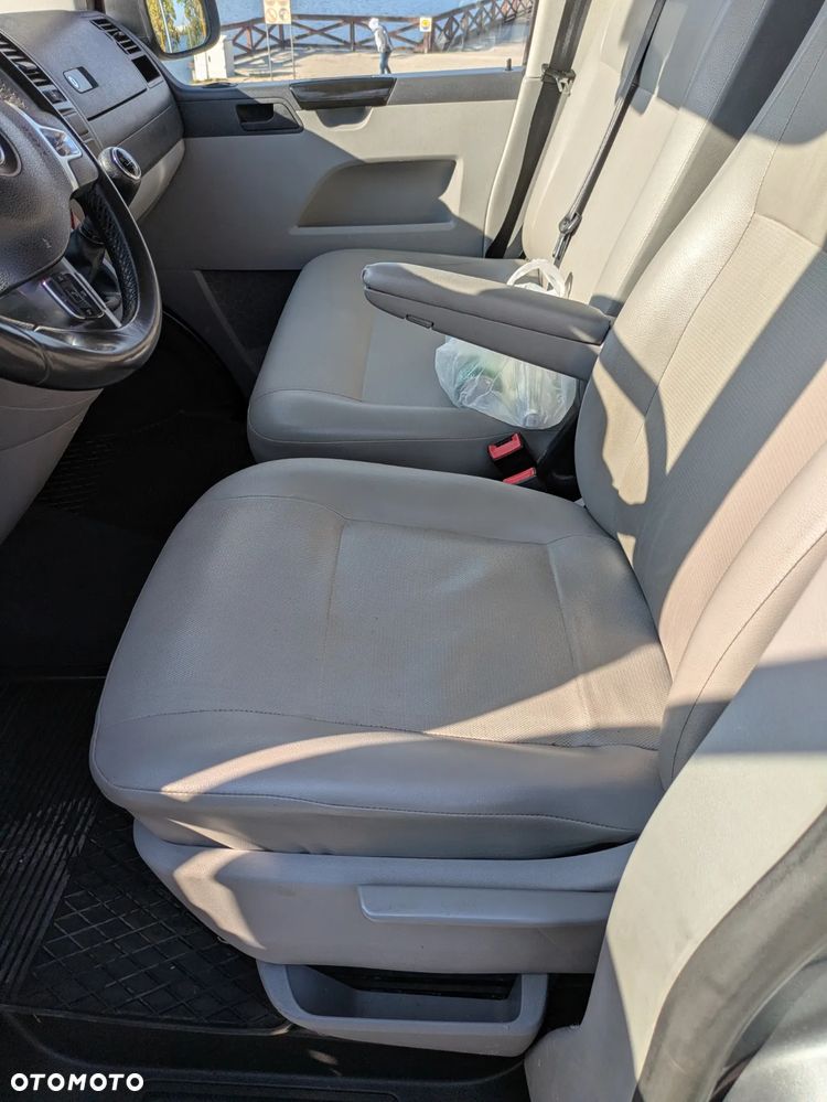Volkswagen Transporter - 9