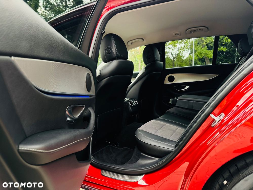 Mercedes-Benz Klasa E 220 d 9G-TRONIC Exclusive - 31