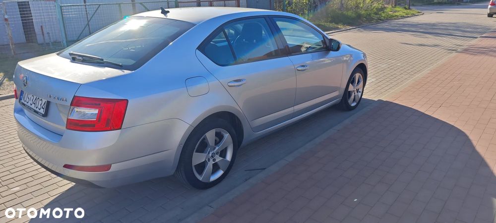 Skoda Octavia 1.4 TSI Style - 4