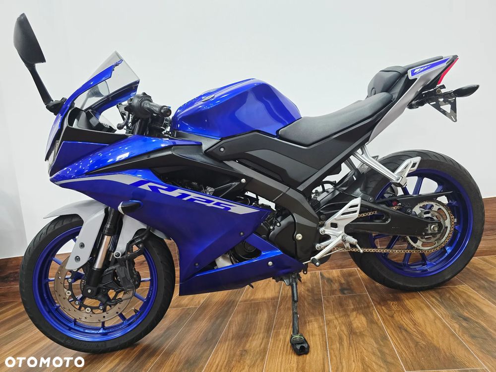 Yamaha YZF - 21