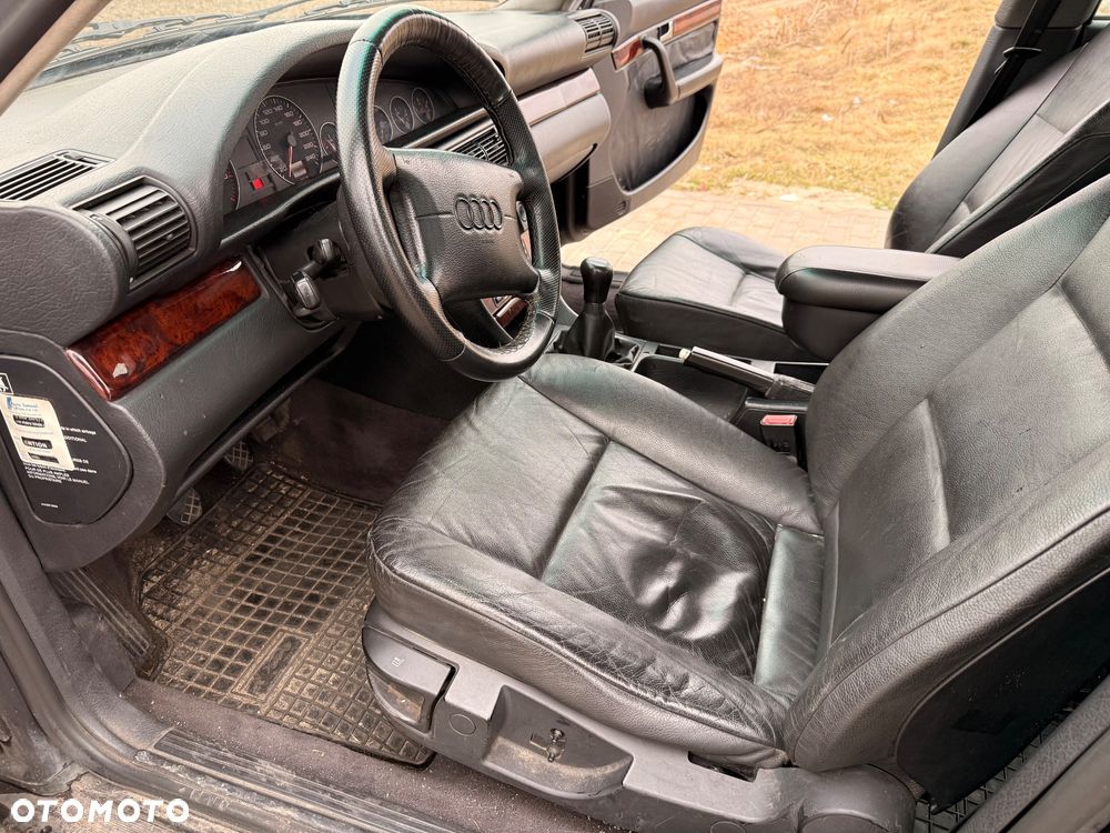 Audi 100 - 9