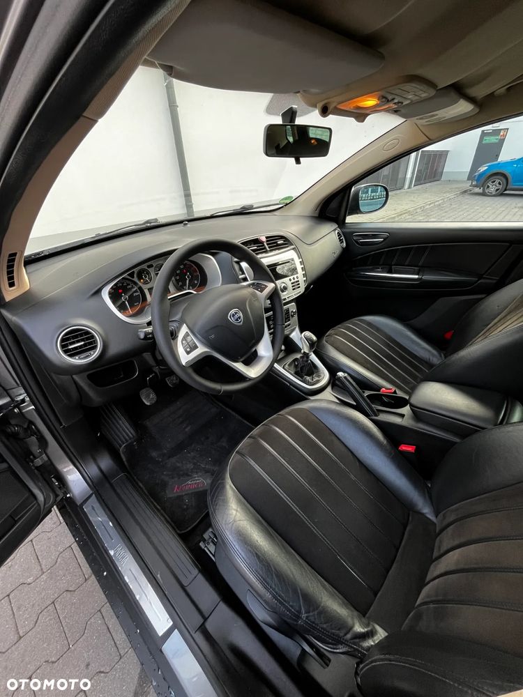 Lancia Delta 1.4 T-Jet Platino - 8