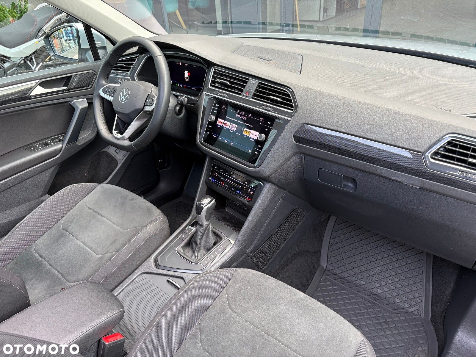 Volkswagen Tiguan 1.5 TSI EVO Elegance DSG - 15