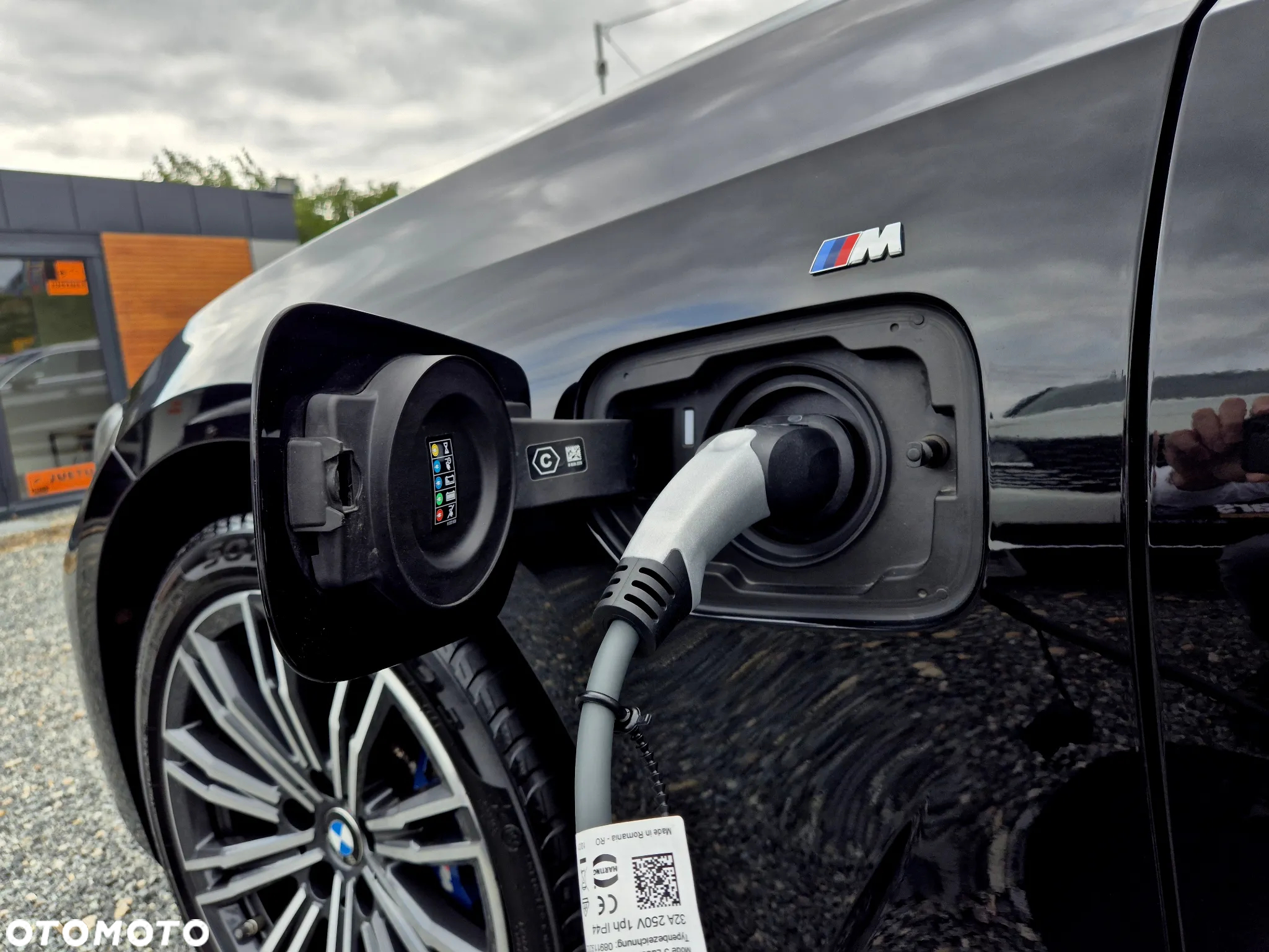BMW Seria 3 330e PHEV M Sport sport - 28