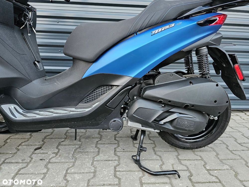 Piaggio MP-3 - 22
