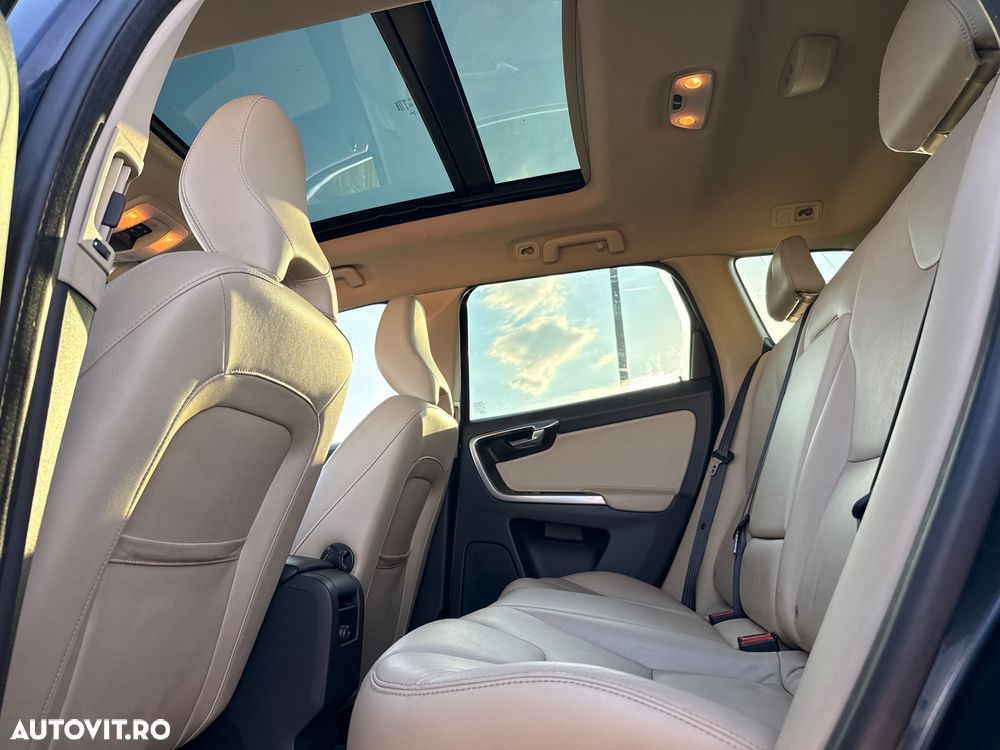 VOLVO XC60 2015 — imagine 8