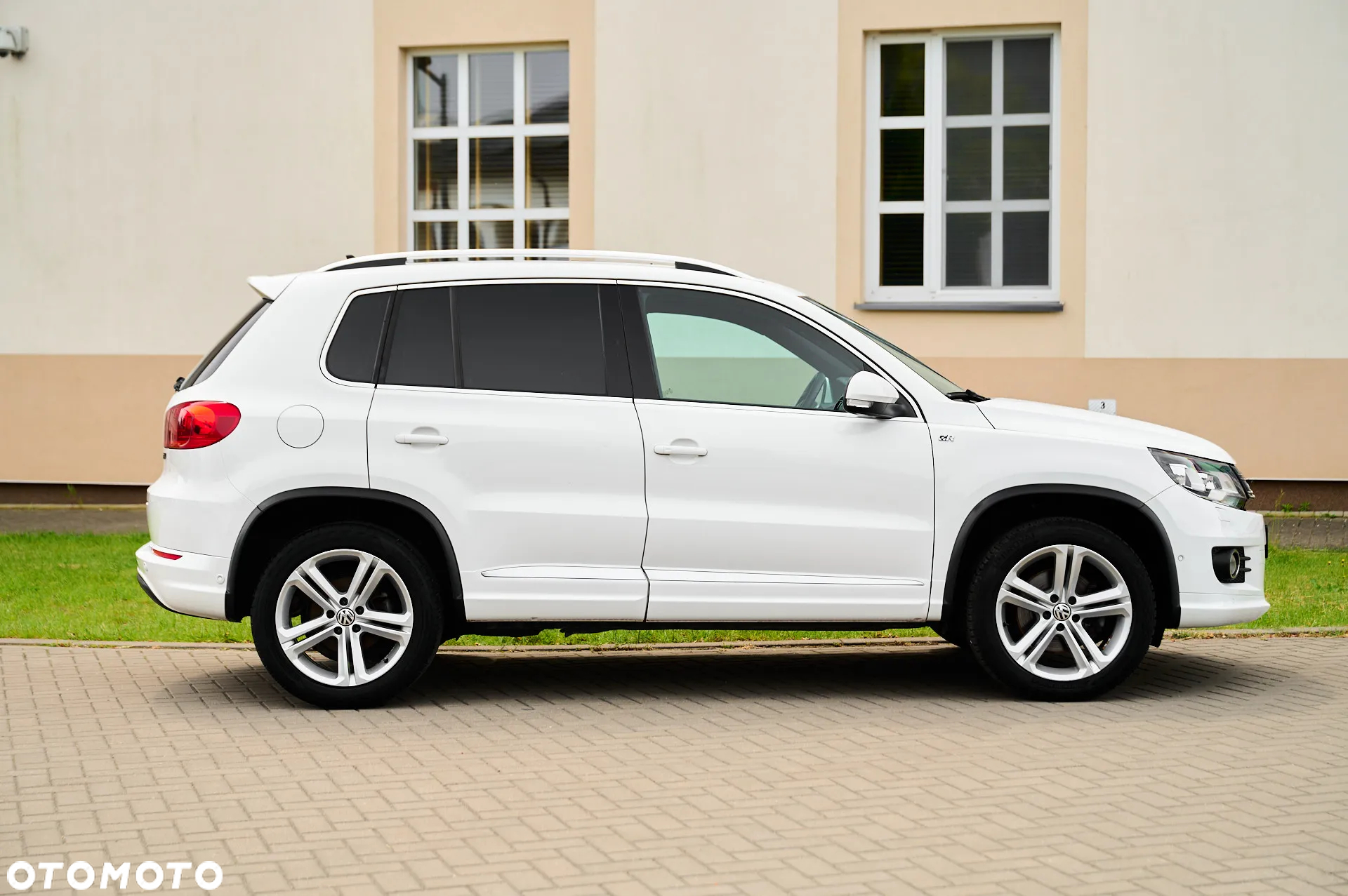 Volkswagen Tiguan 2.0 TDI R-Style - 14