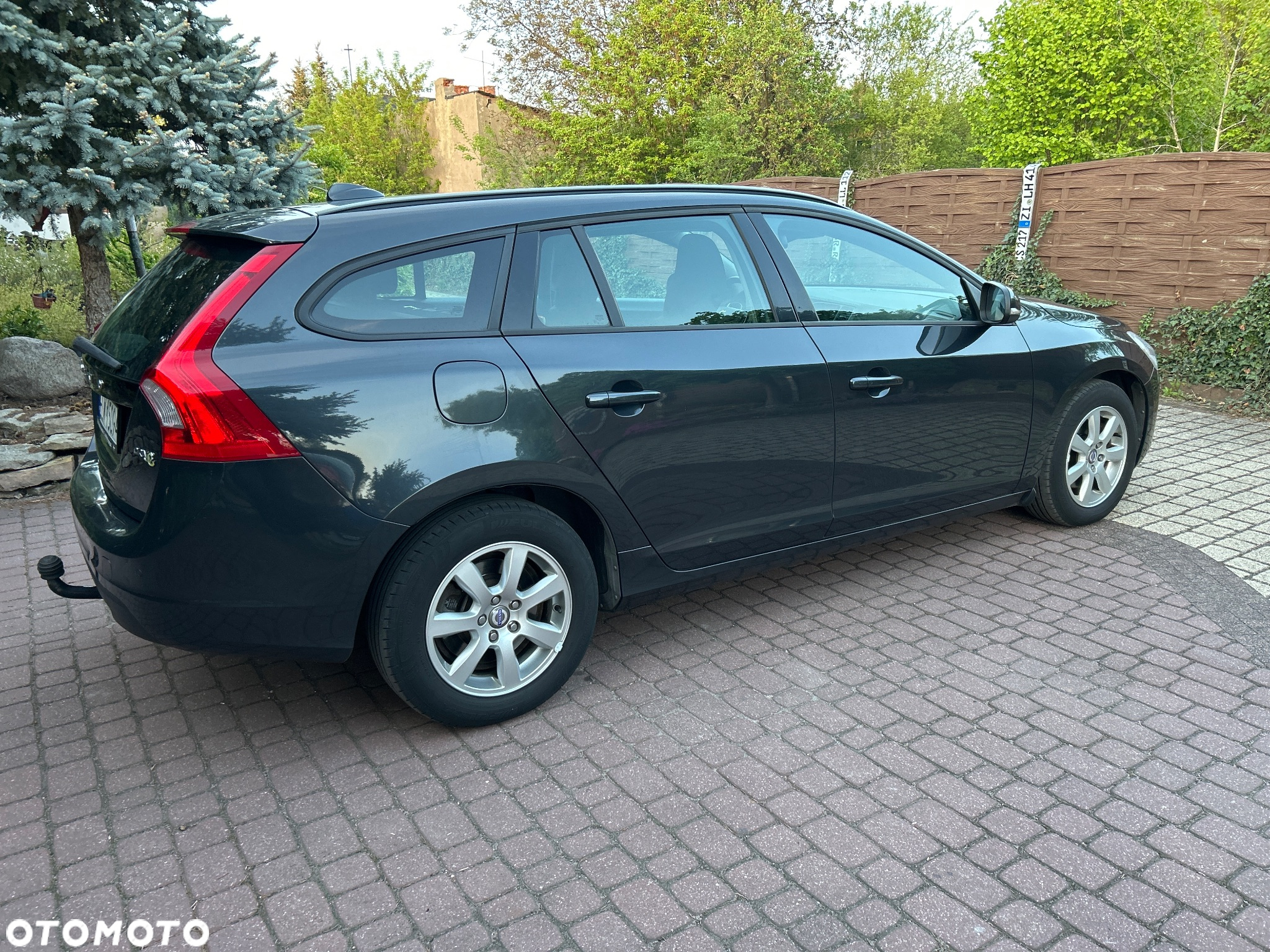 Volvo V60 DRIVe - 25