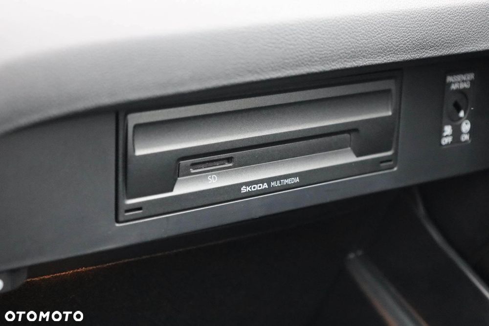 Skoda Octavia 1.5 TSI ACT Ambition - 28